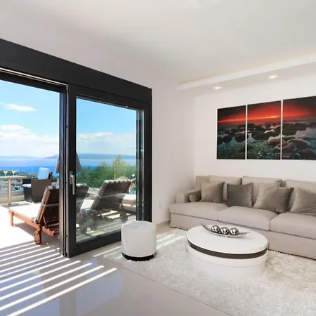 Lux Afrodita * Makarska